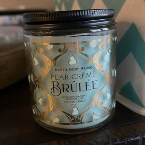 Bath & Body Works Pear 🍐 Crème Brûlée Candle
